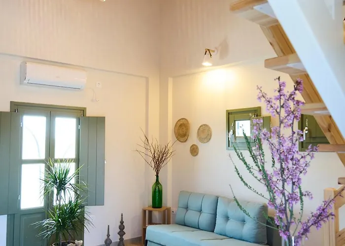 La Familia Luxury Private Maisonettes Near The Sea