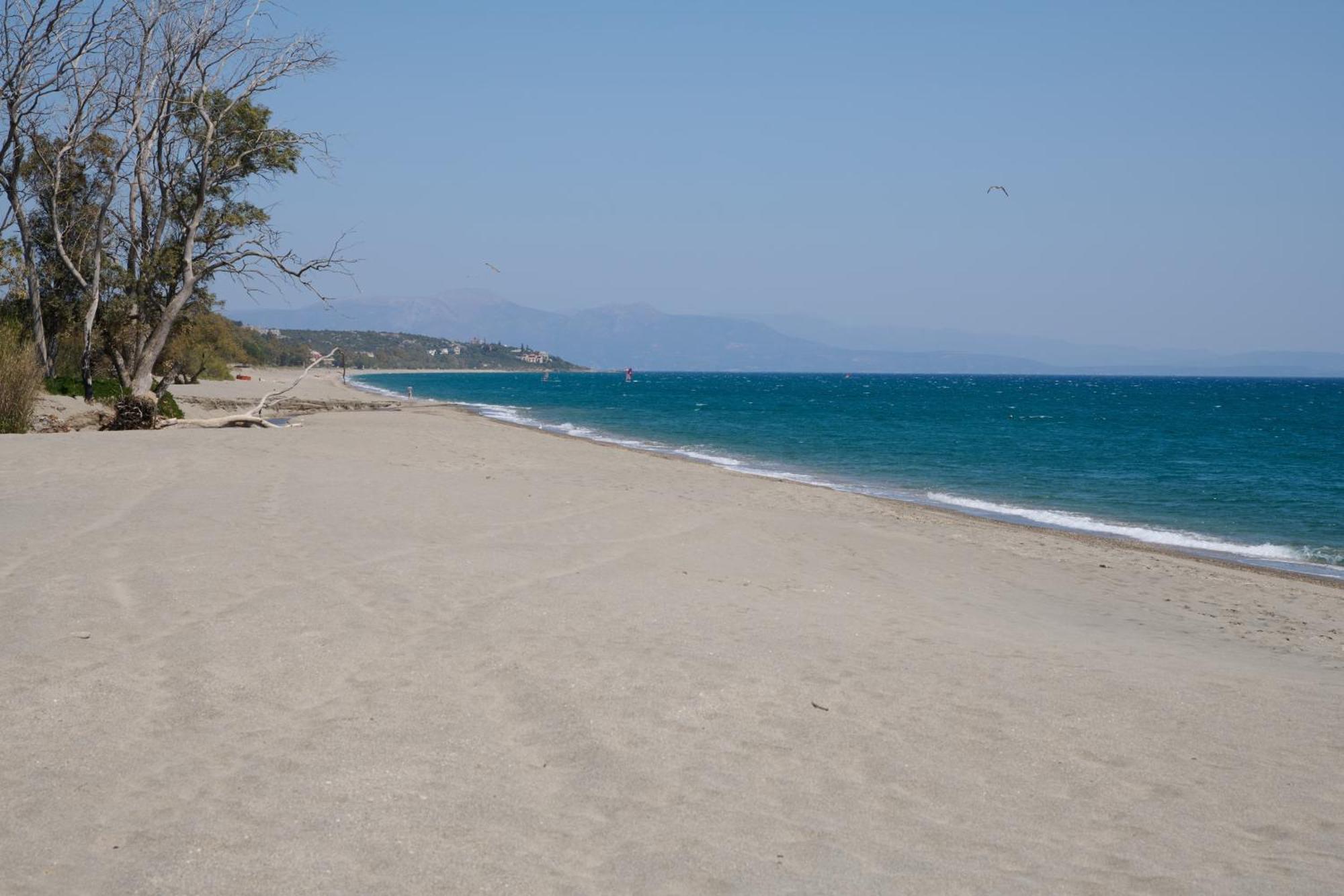 La Familia Luxury Private Maisonettes Near The Sea * Gythio