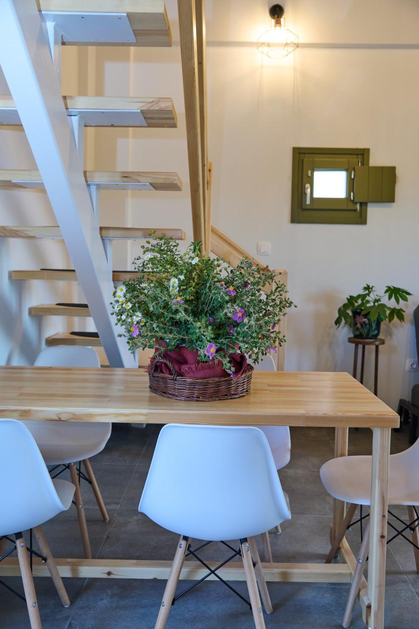 La Familia Luxury Private Maisonettes Near The Sea Apartment
