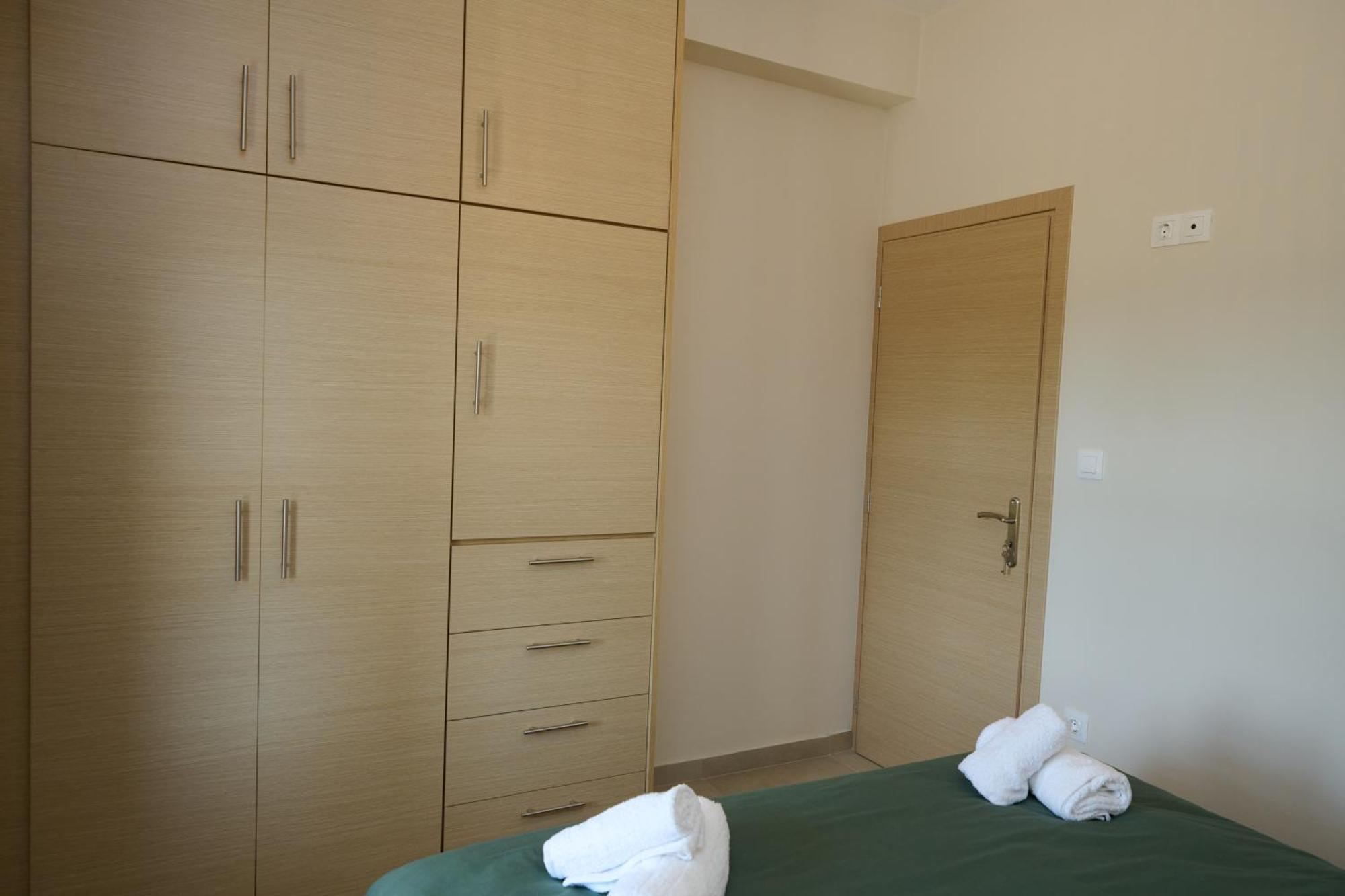 Apartment La Familia Luxury Private Maisonettes Near The Sea