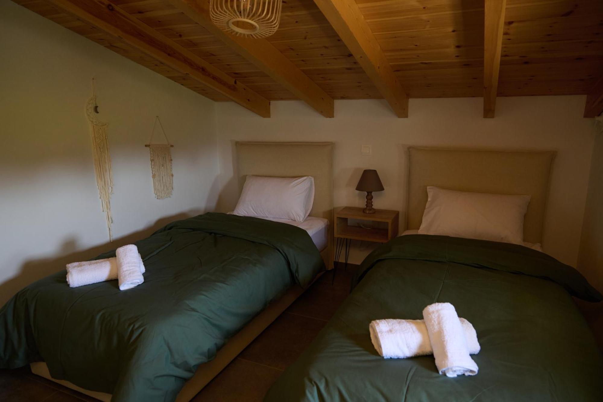La Familia Luxury Private Maisonettes Near The Sea Apartment Gythio